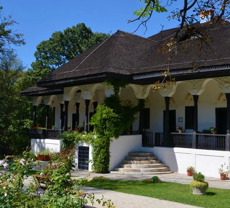 Conacul Bellu Museum Urlati